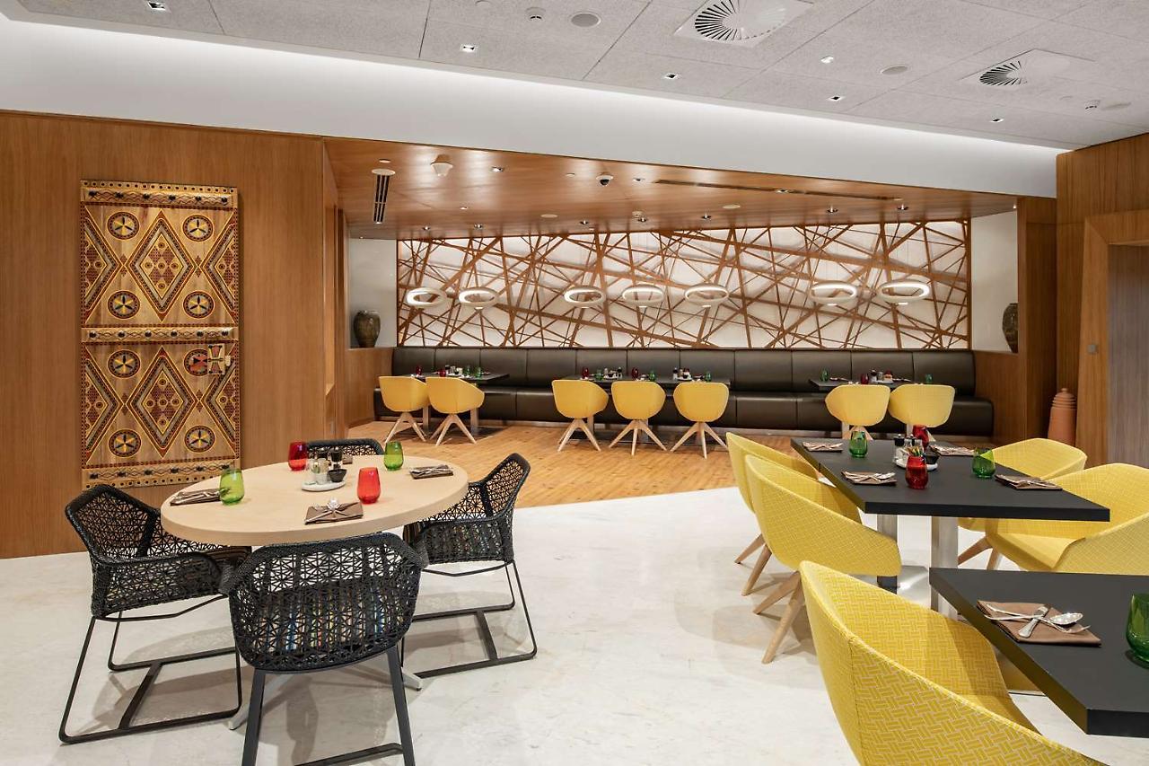 Radisson Blu Hotel & Residence, Riyadh Diplomatic Quarter Exterior foto