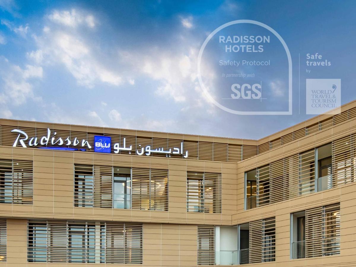 Radisson Blu Hotel & Residence, Riyadh Diplomatic Quarter Exterior foto
